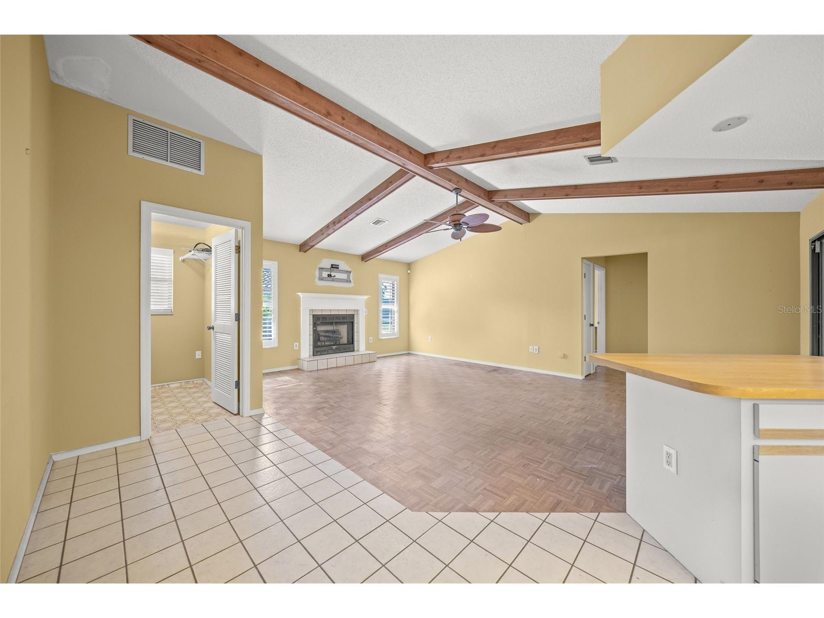 352 Ardenwood Drive Englewood FL 34223 A4680487 image13