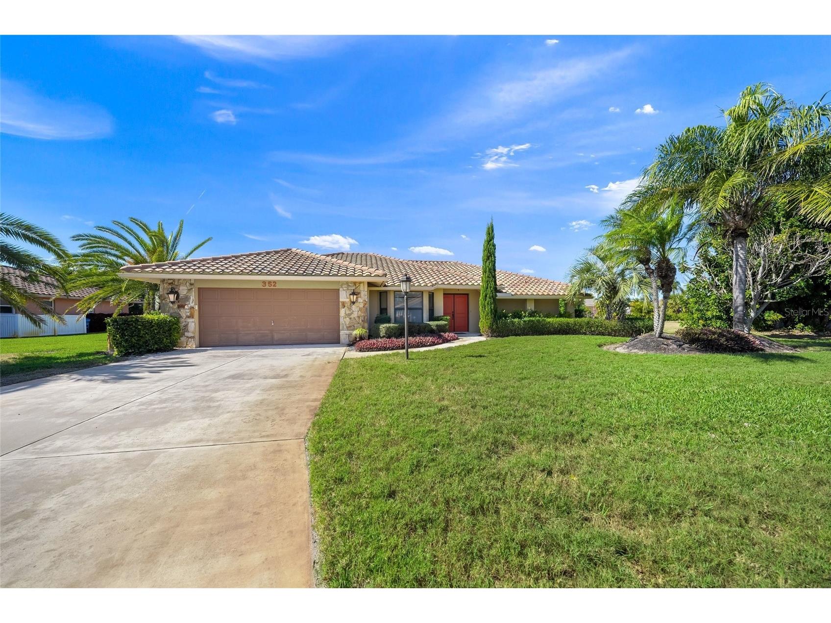 352 Ardenwood Drive Englewood FL 34223 A4680487 image2