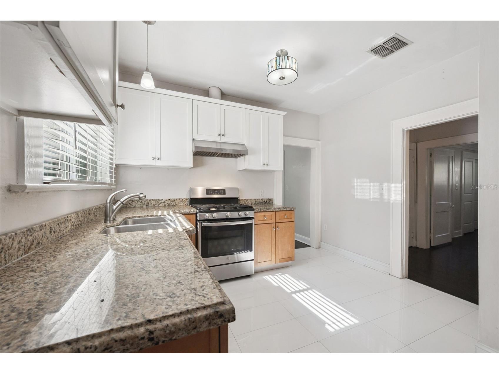 352 Cambridge Boulevard Winter Park FL 32789 O6375545 image12