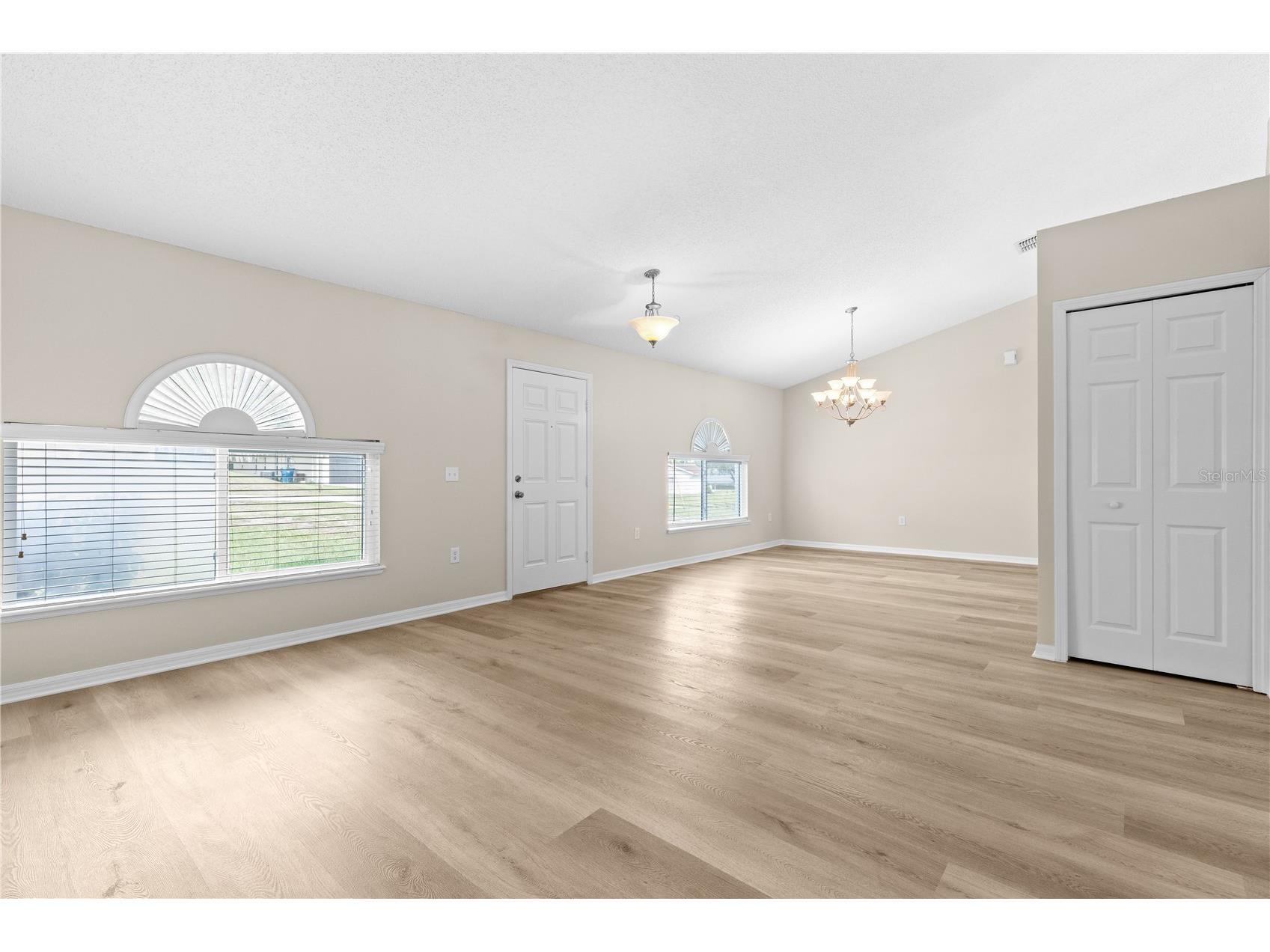352 Clearfield Avenue Spring Hill FL 34606 TB8524482 image3