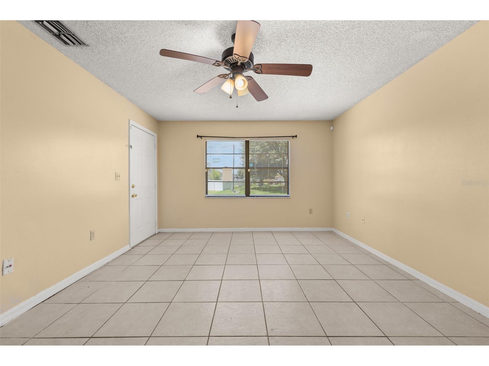 352 Cocoa Court Kissimmee FL 34758 S5150023 image11
