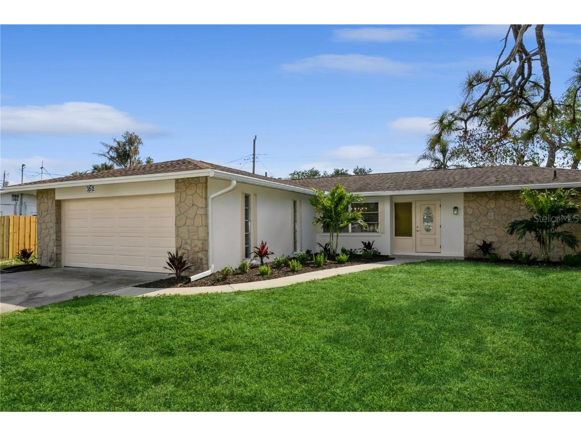 352 Gardenia Road Venice FL 34293 N6135300 image1