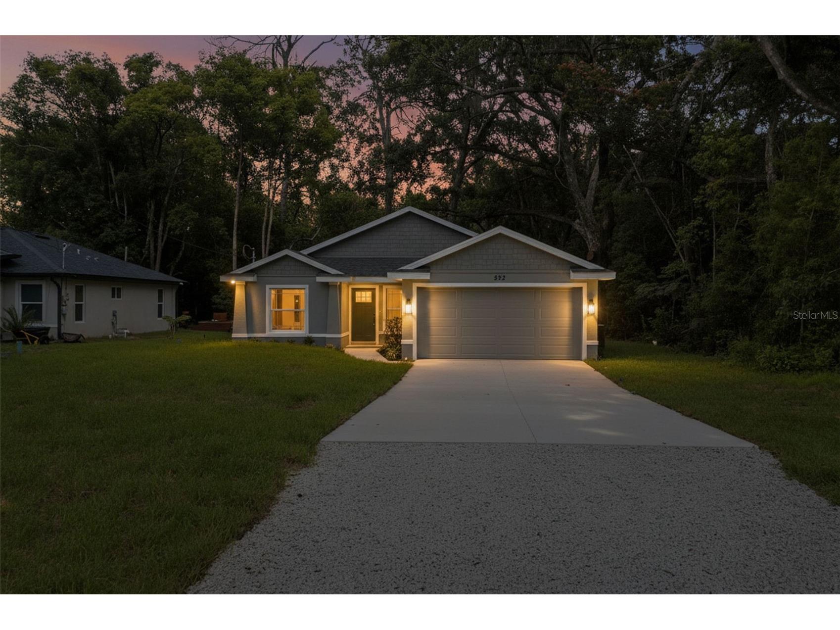352 Garfield Avenue Masaryktown FL 34604 W7886450 image1