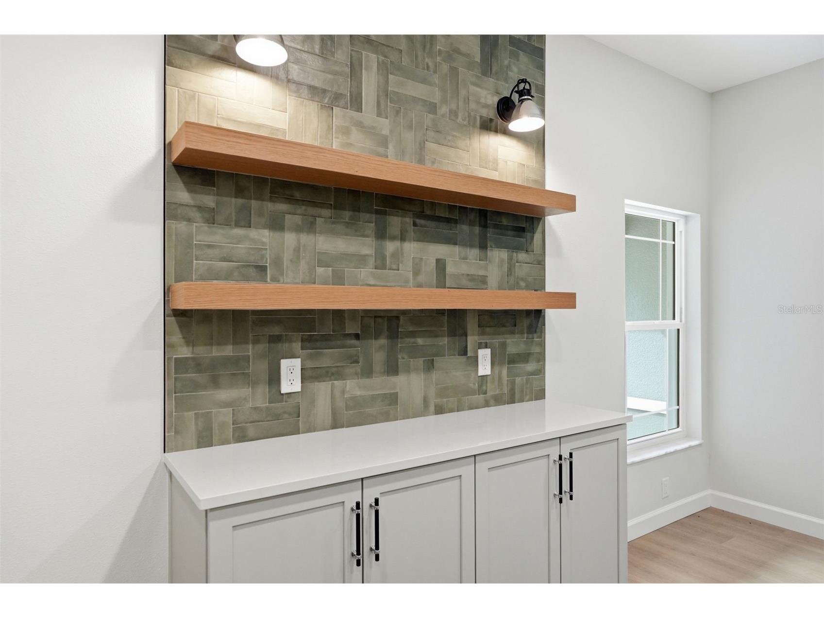 352 Garfield Avenue Masaryktown FL 34604 W7886450 image16