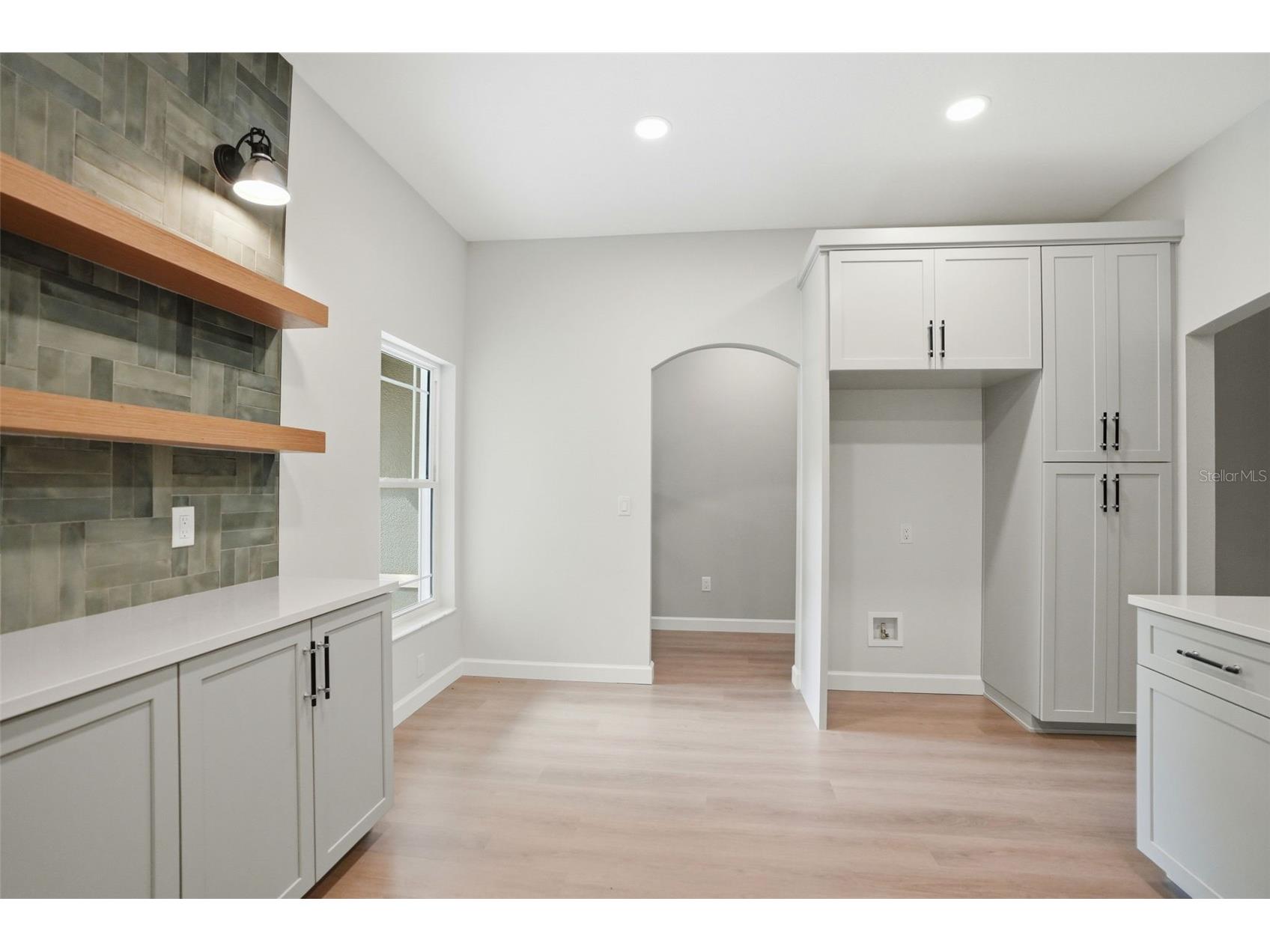 352 Garfield Avenue Masaryktown FL 34604 W7886450 image17
