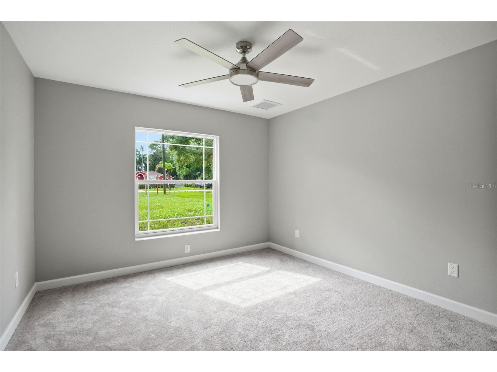 352 Garfield Avenue Masaryktown FL 34604 W7886450 image35