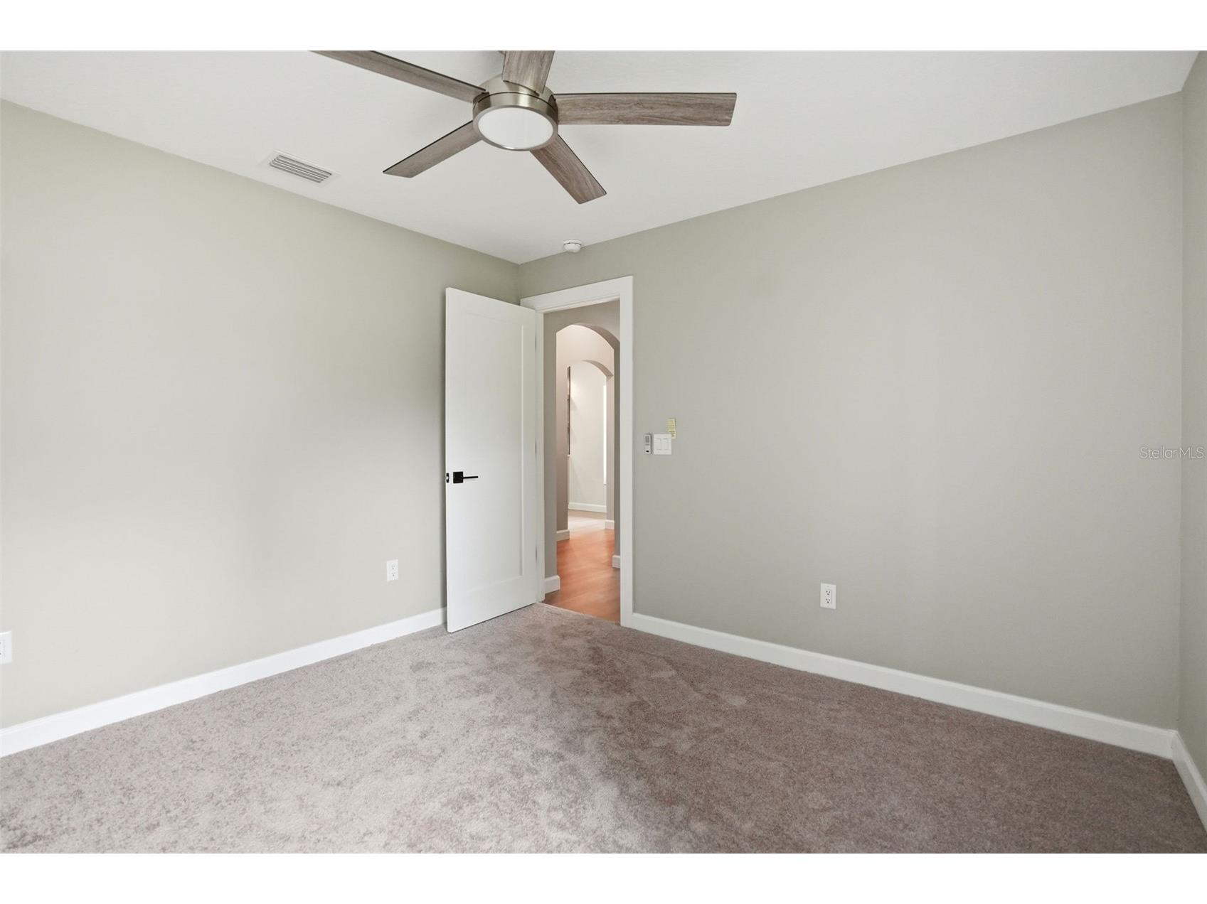 352 Garfield Avenue Masaryktown FL 34604 W7886450 image38