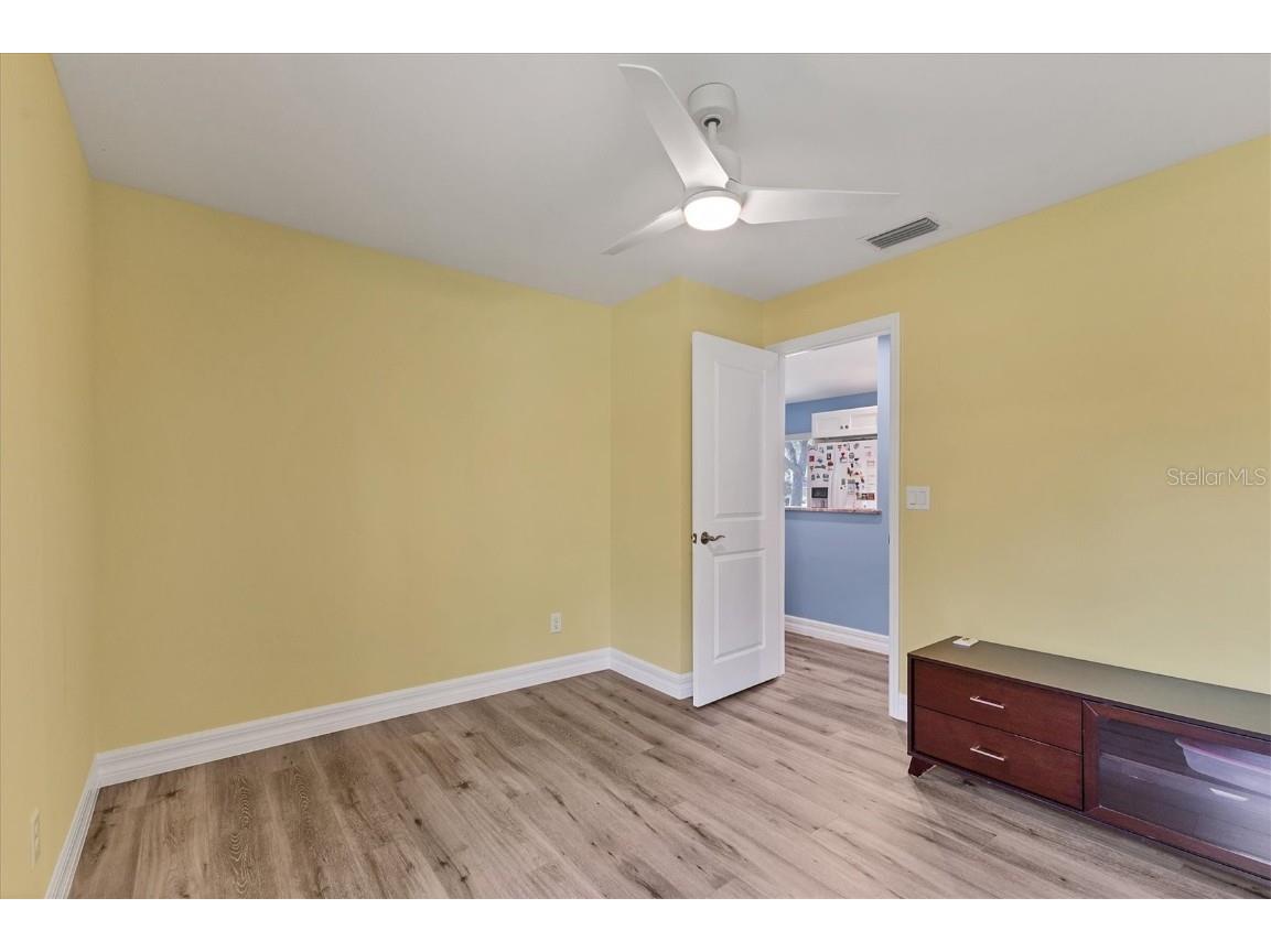 352 Glenwood Ave Osprey FL 34229 N6138982 image22