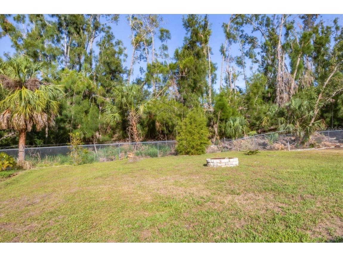 352 Glenwood Ave Osprey FL 34229 N6138982 image26