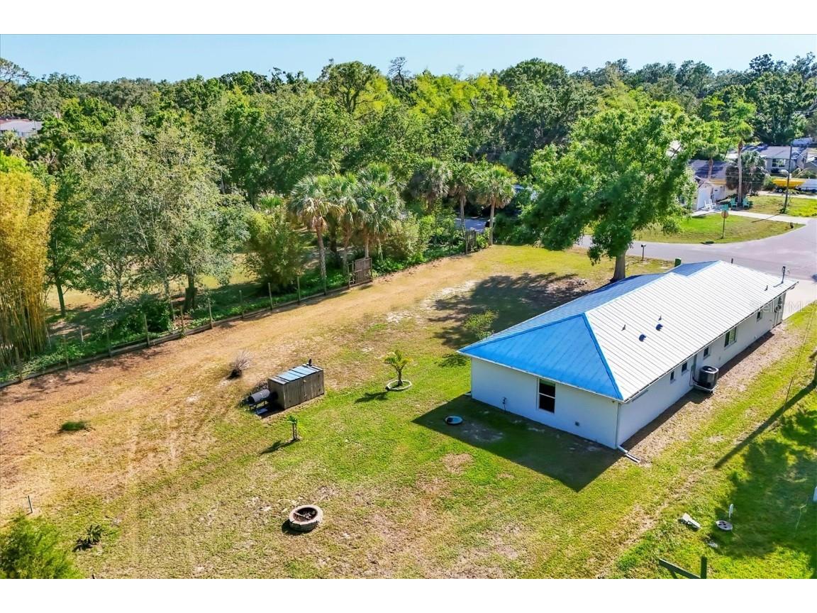 352 Glenwood Ave Osprey FL 34229 N6138982 image32