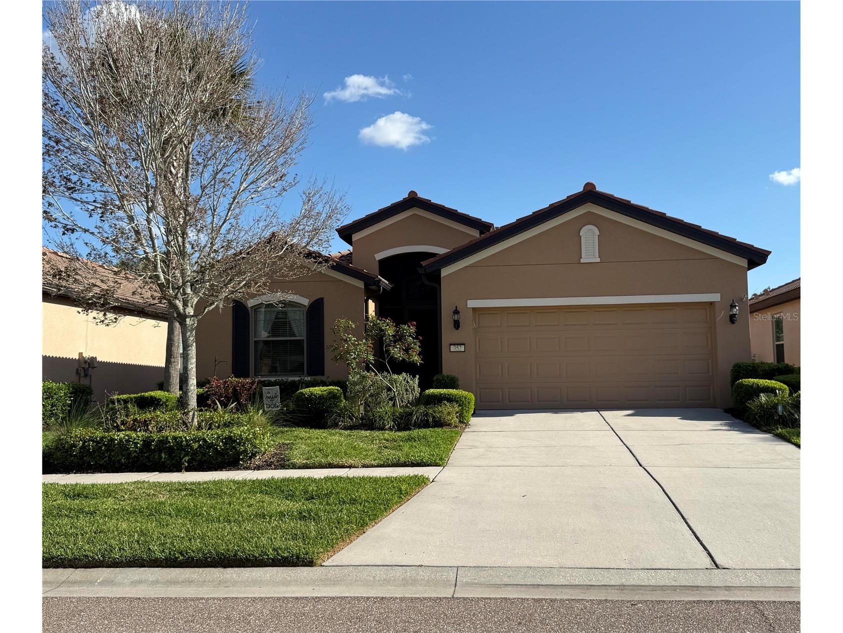 352 Laurel Falls Drive Apollo Beach FL 33572 TB8494650 image1