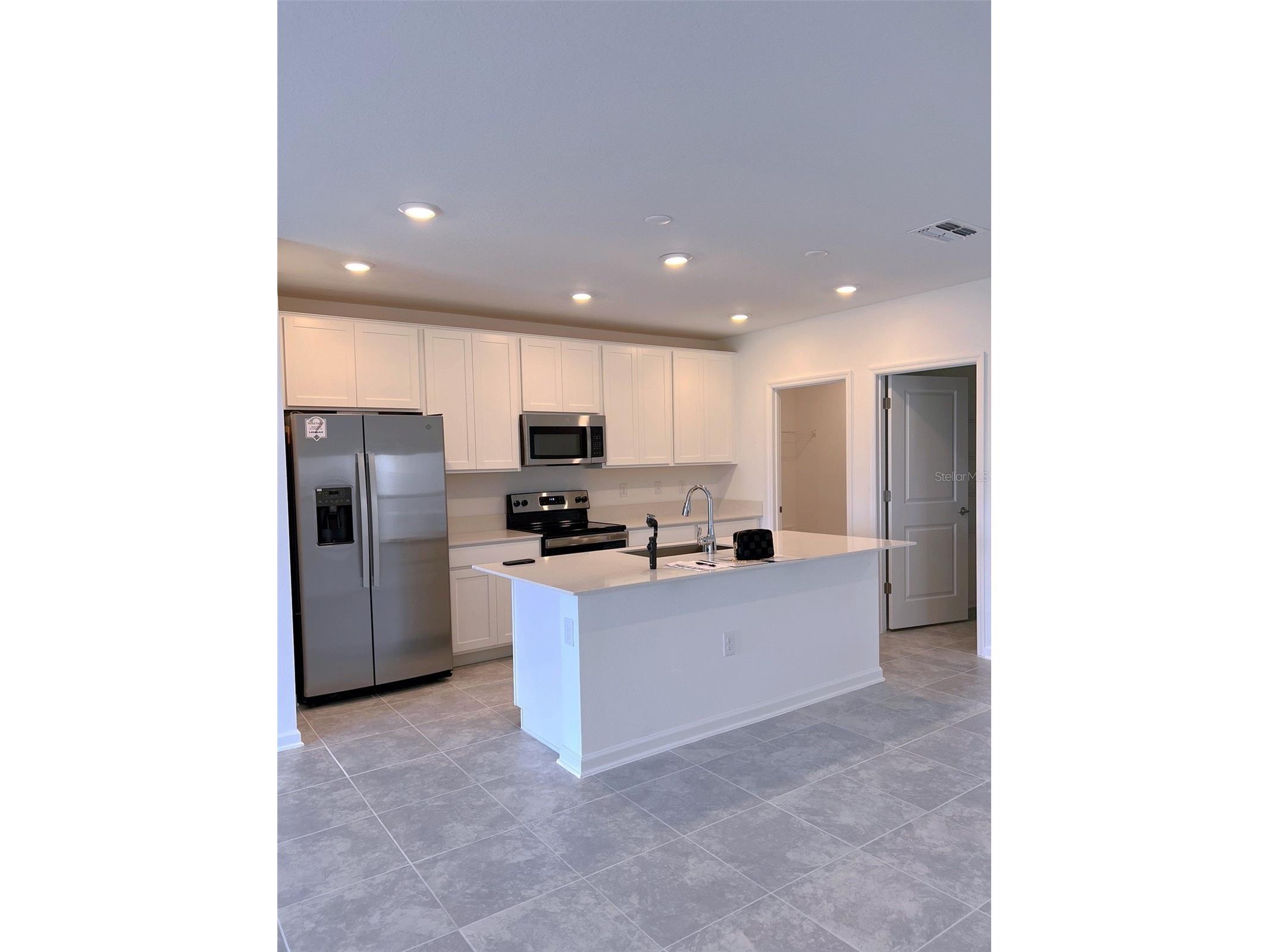 352 Loch Court Davenport FL 33837 O6414693 image4