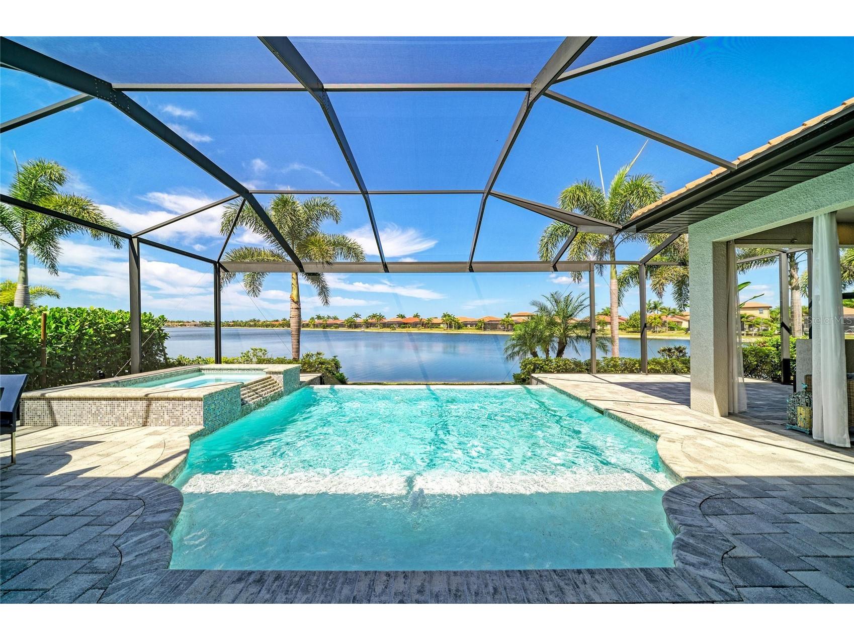352 Maraviya Boulevard Nokomis FL 34275 - LAKE AWESOME A4689871 image1