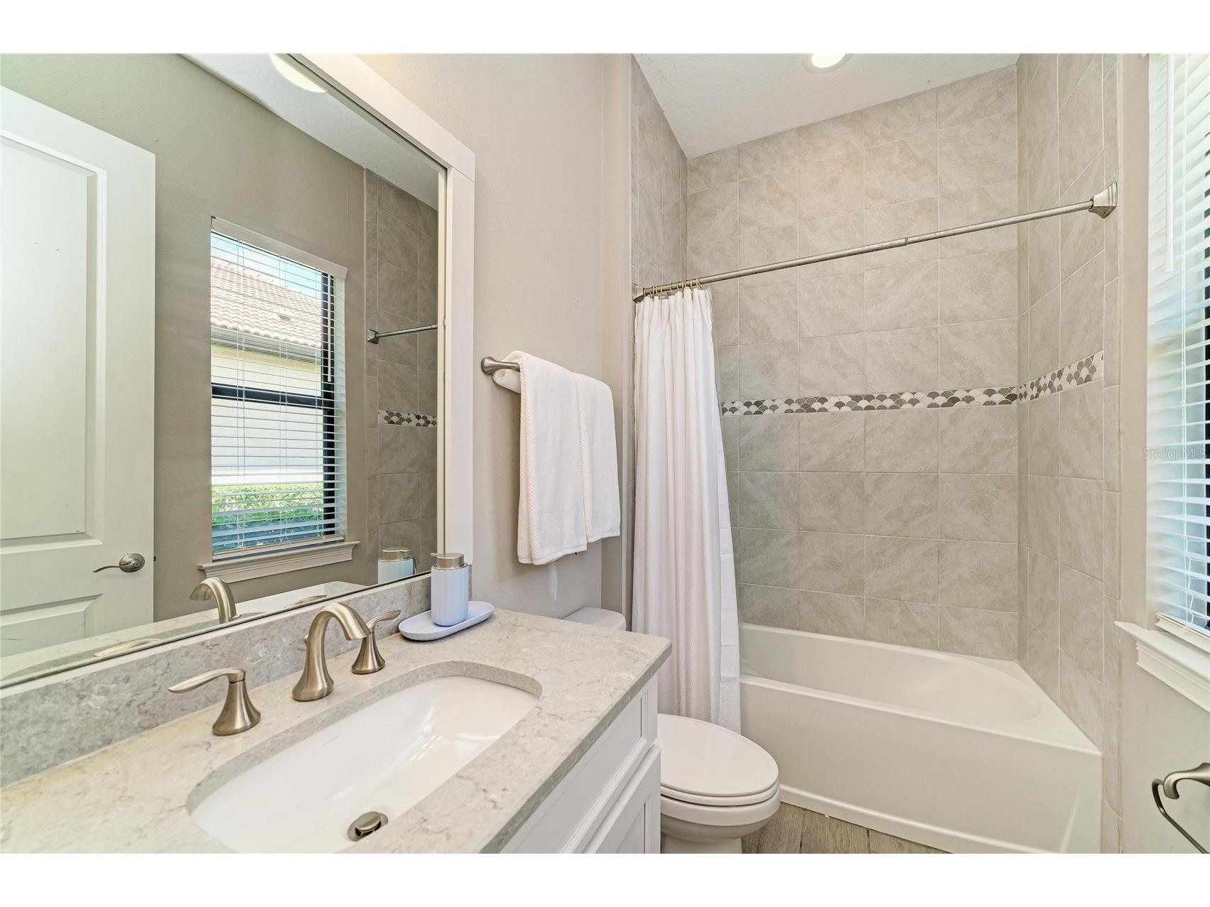 352 Maraviya Boulevard Nokomis FL 34275 - LAKE AWESOME A4689871 image57