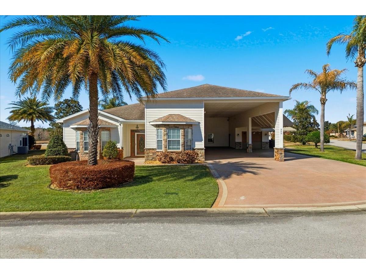 352 Meandering Way Polk City FL 33868 L4959389 image1