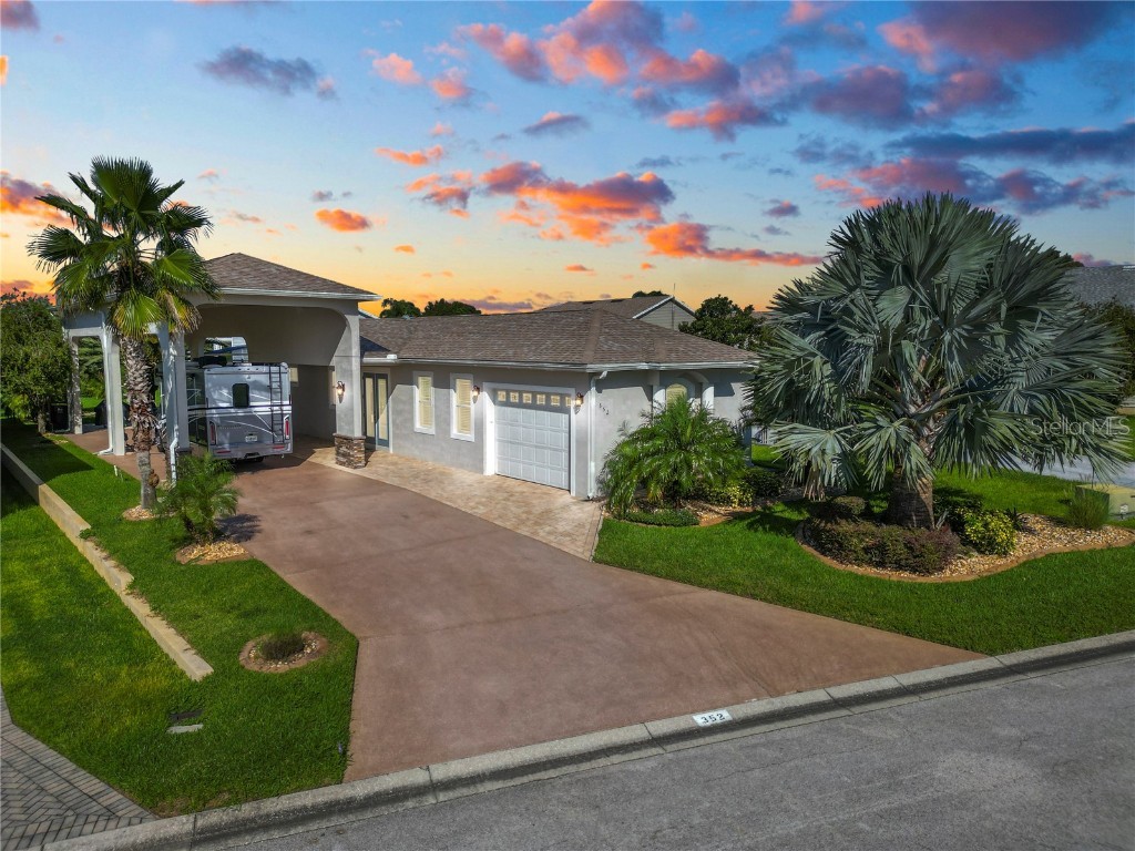 352 Motorcoach Drive S Polk City FL 33868 L4947352 image1