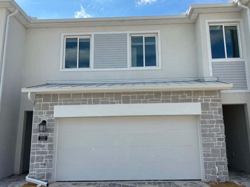 352 Nine Iron Drive Davenport FL 33896 T3493152 image1