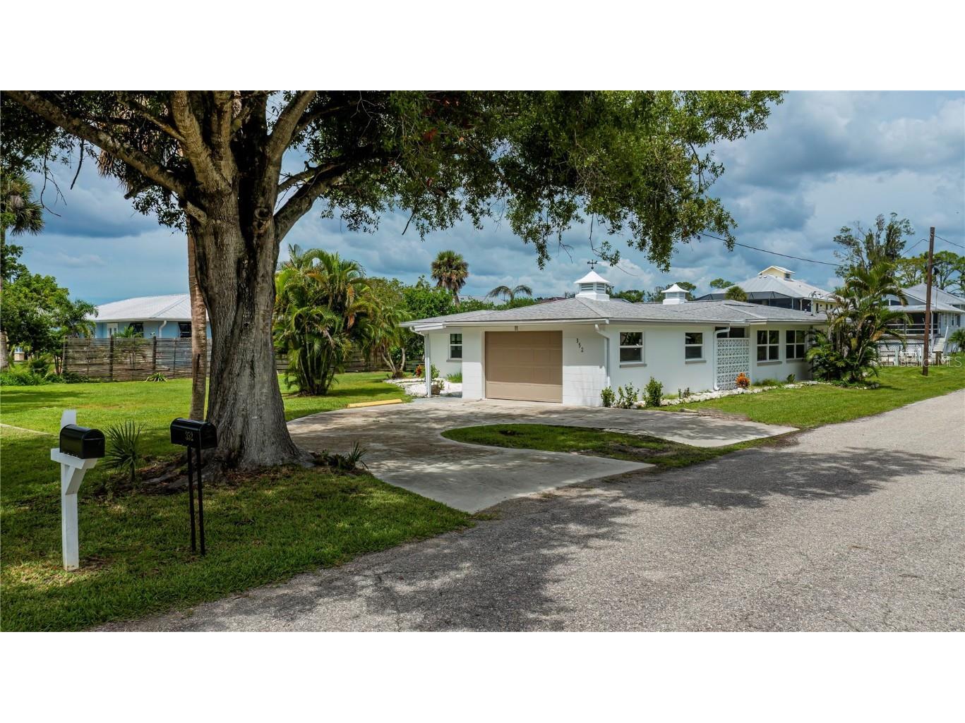 352 Oak Street Englewood FL 34223 D6144347 image10