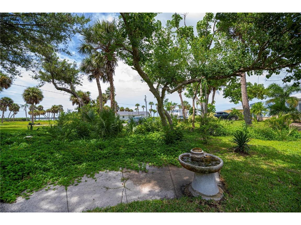 352 Oak Street Englewood FL 34223 D6144347 image11