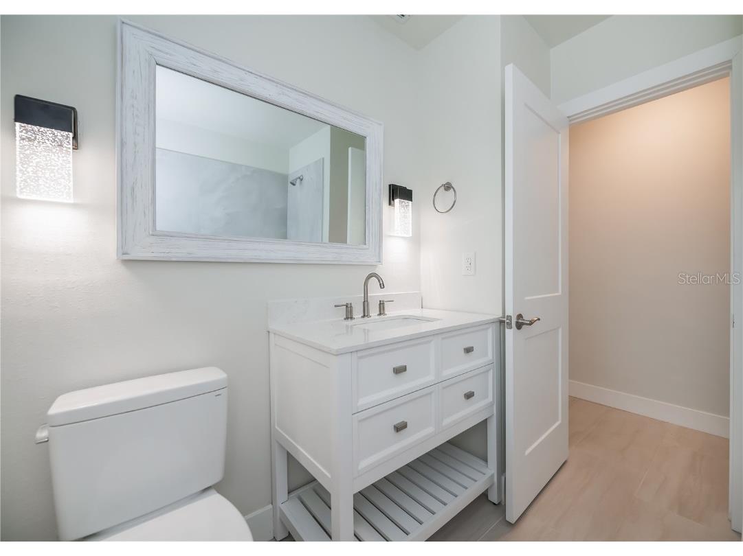 352 Oak Street Englewood FL 34223 D6144347 image36