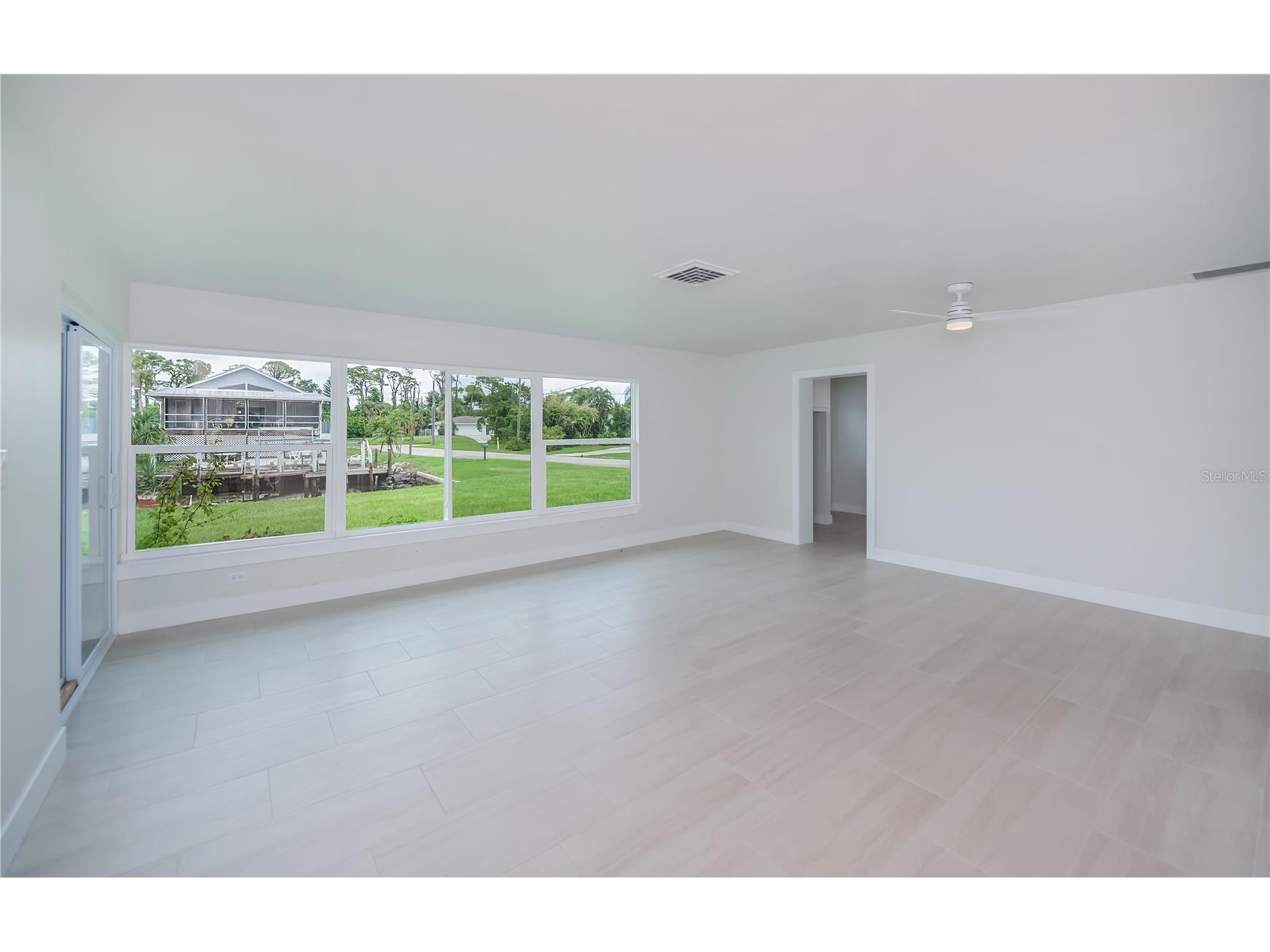 352 Oak Street Englewood FL 34223 D6145961 image10