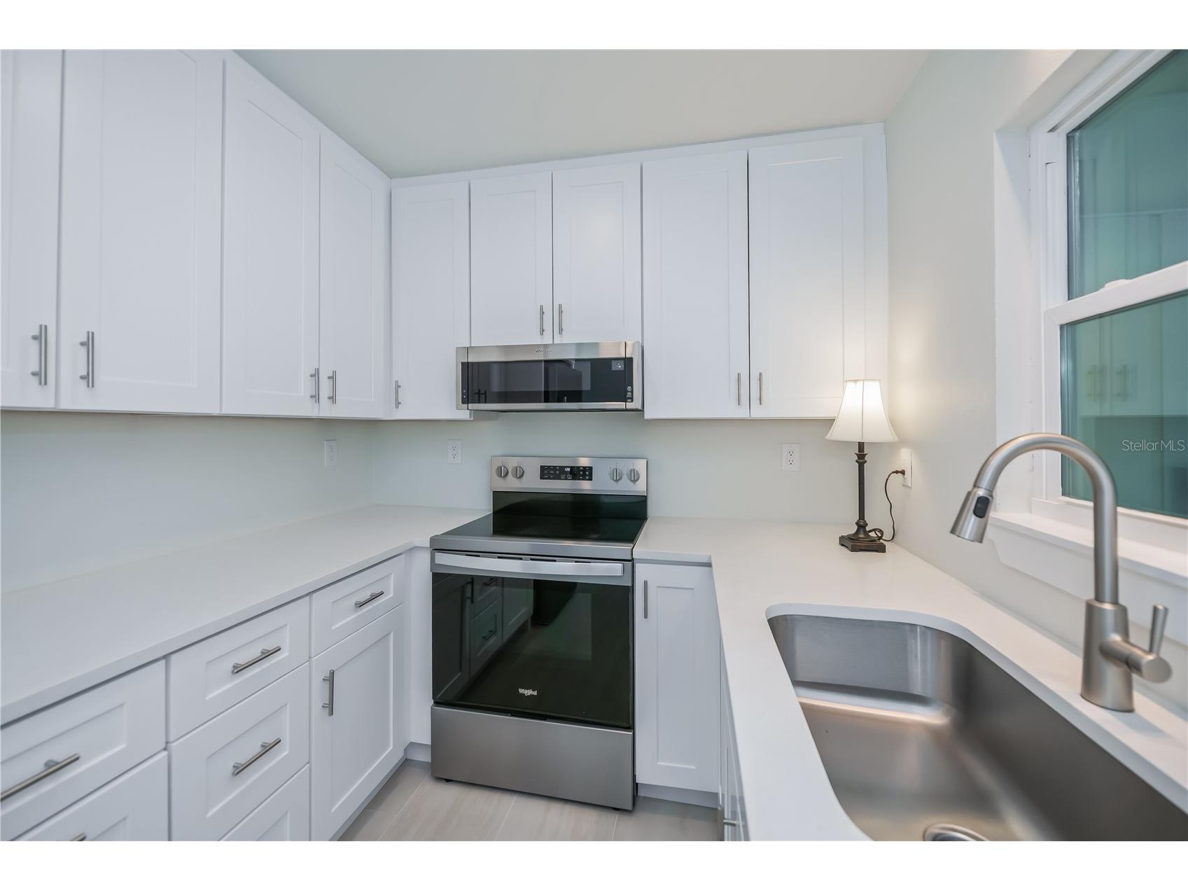 352 Oak Street Englewood FL 34223 D6145961 image19