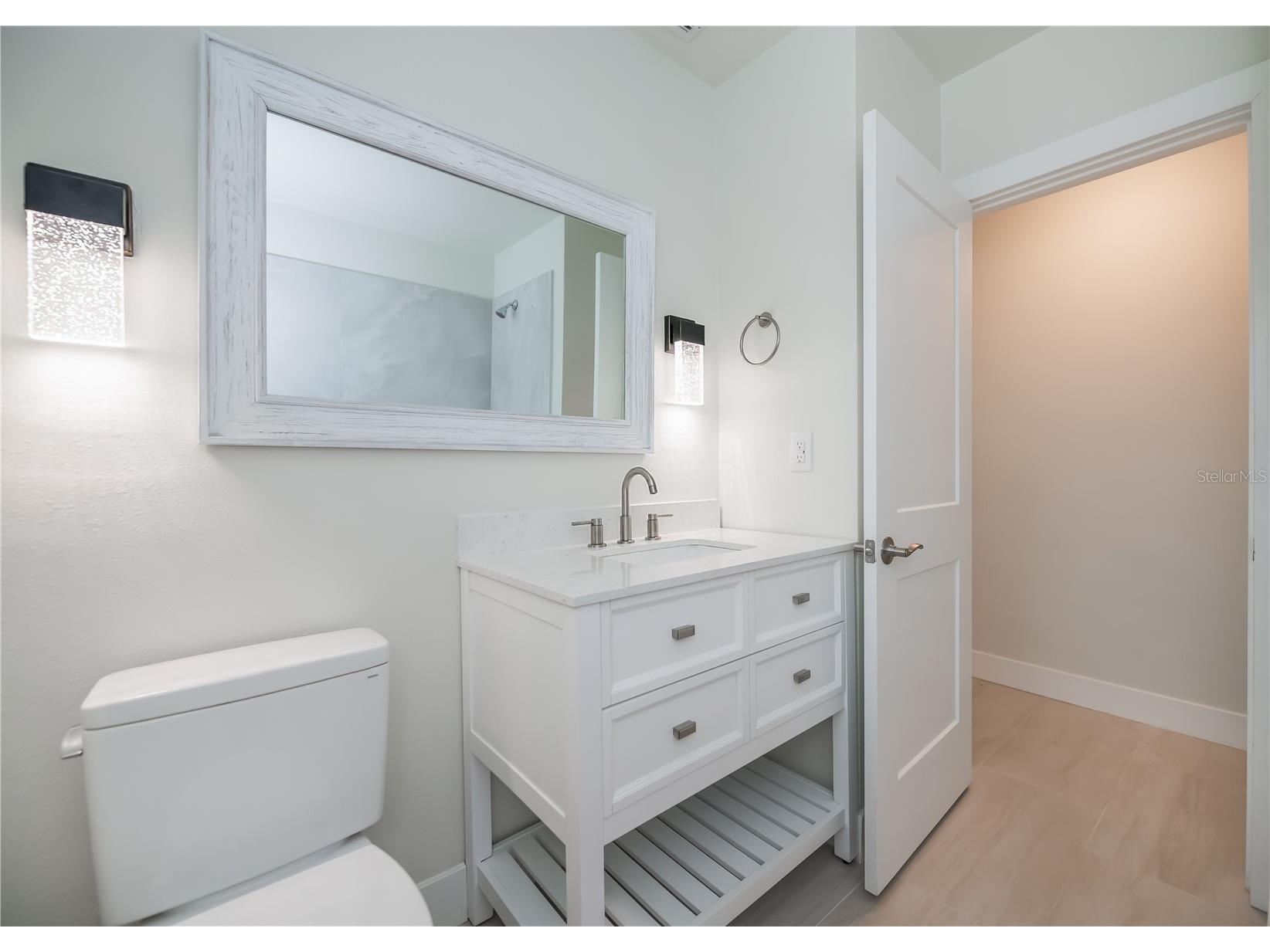 352 Oak Street Englewood FL 34223 D6145961 image34