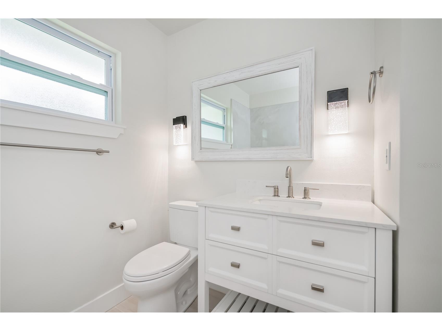 352 Oak Street Englewood FL 34223 D6145961 image36