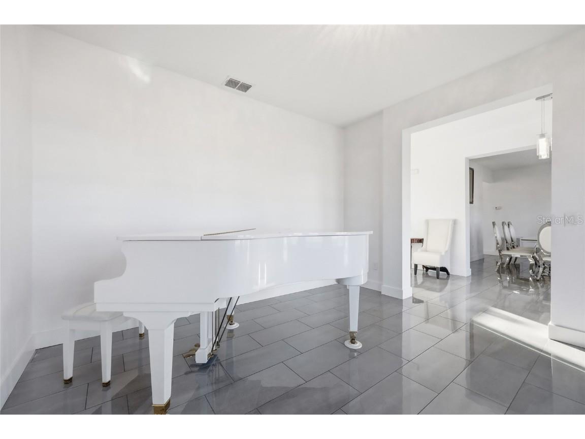 352 Radisson Place Oviedo FL 32765 O6352441 image21