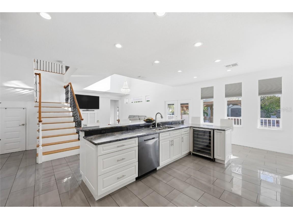 352 Radisson Place Oviedo FL 32765 O6352441 image34