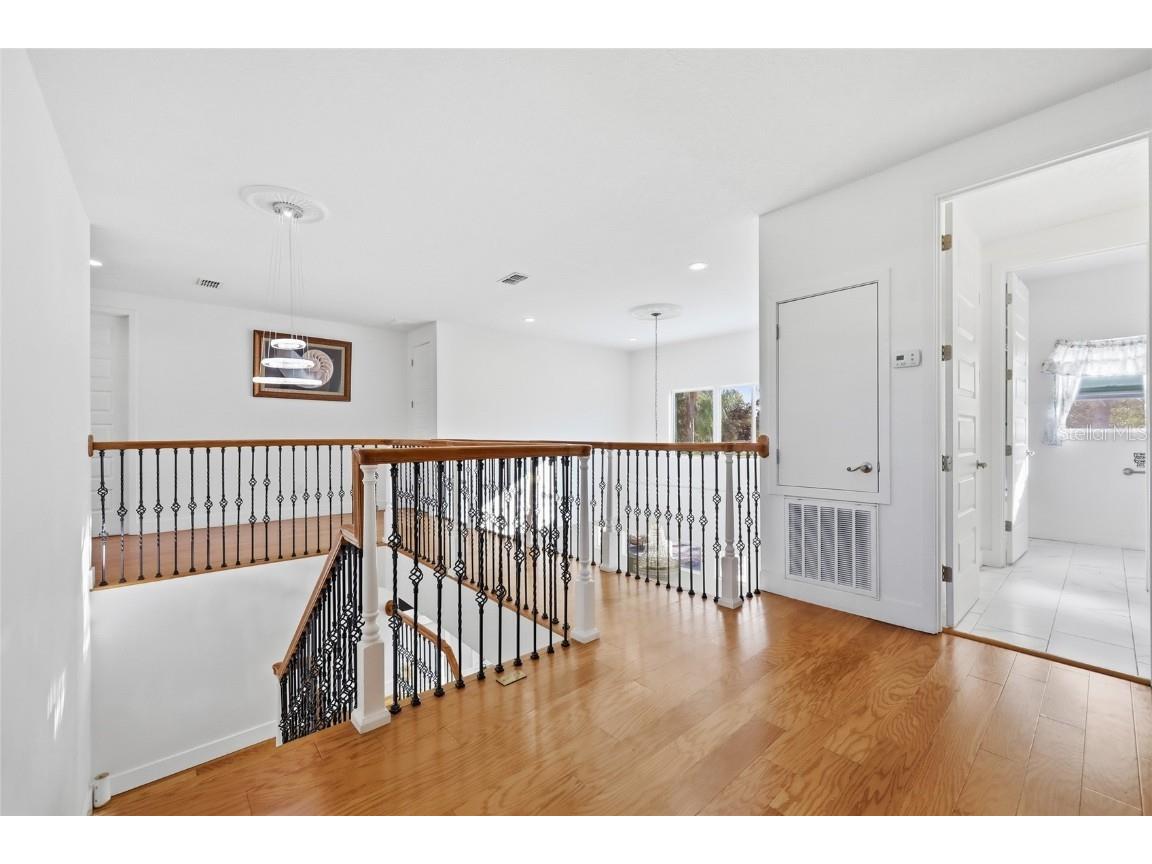 352 Radisson Place Oviedo FL 32765 O6352441 image40