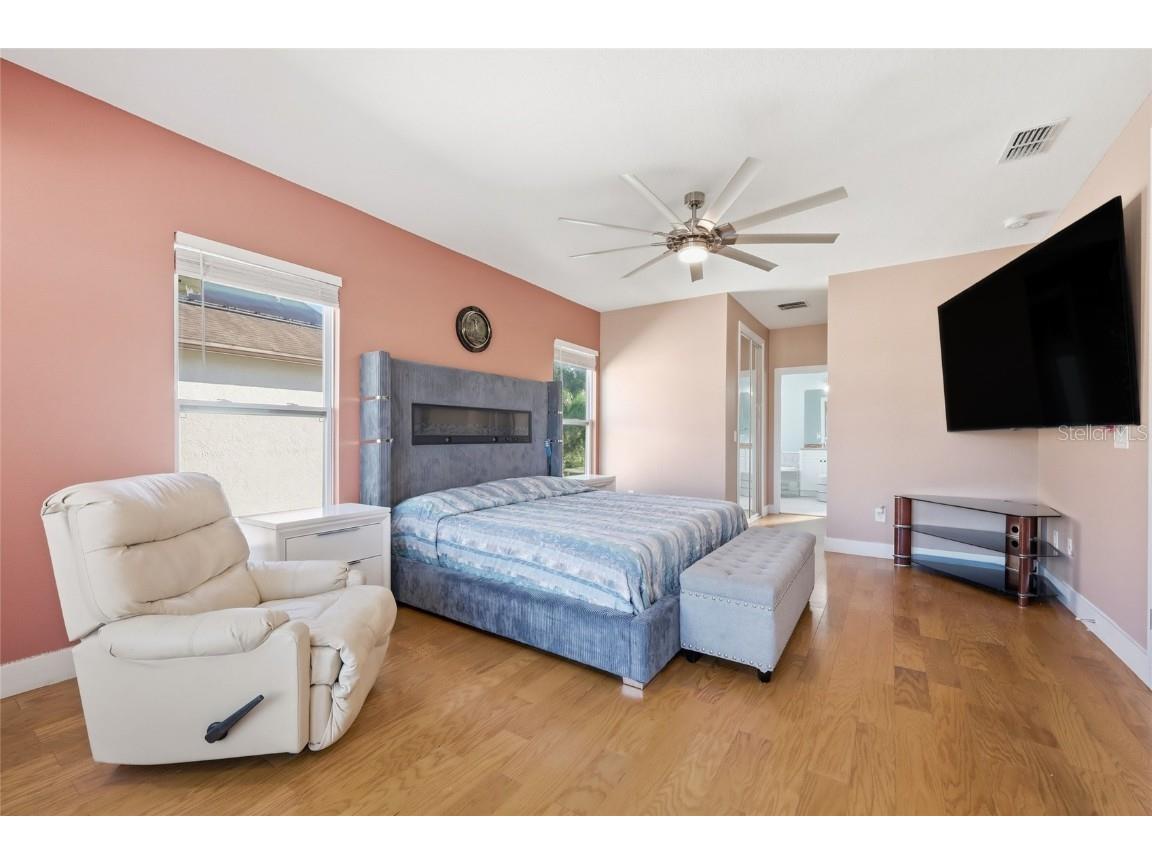 352 Radisson Place Oviedo FL 32765 O6352441 image43