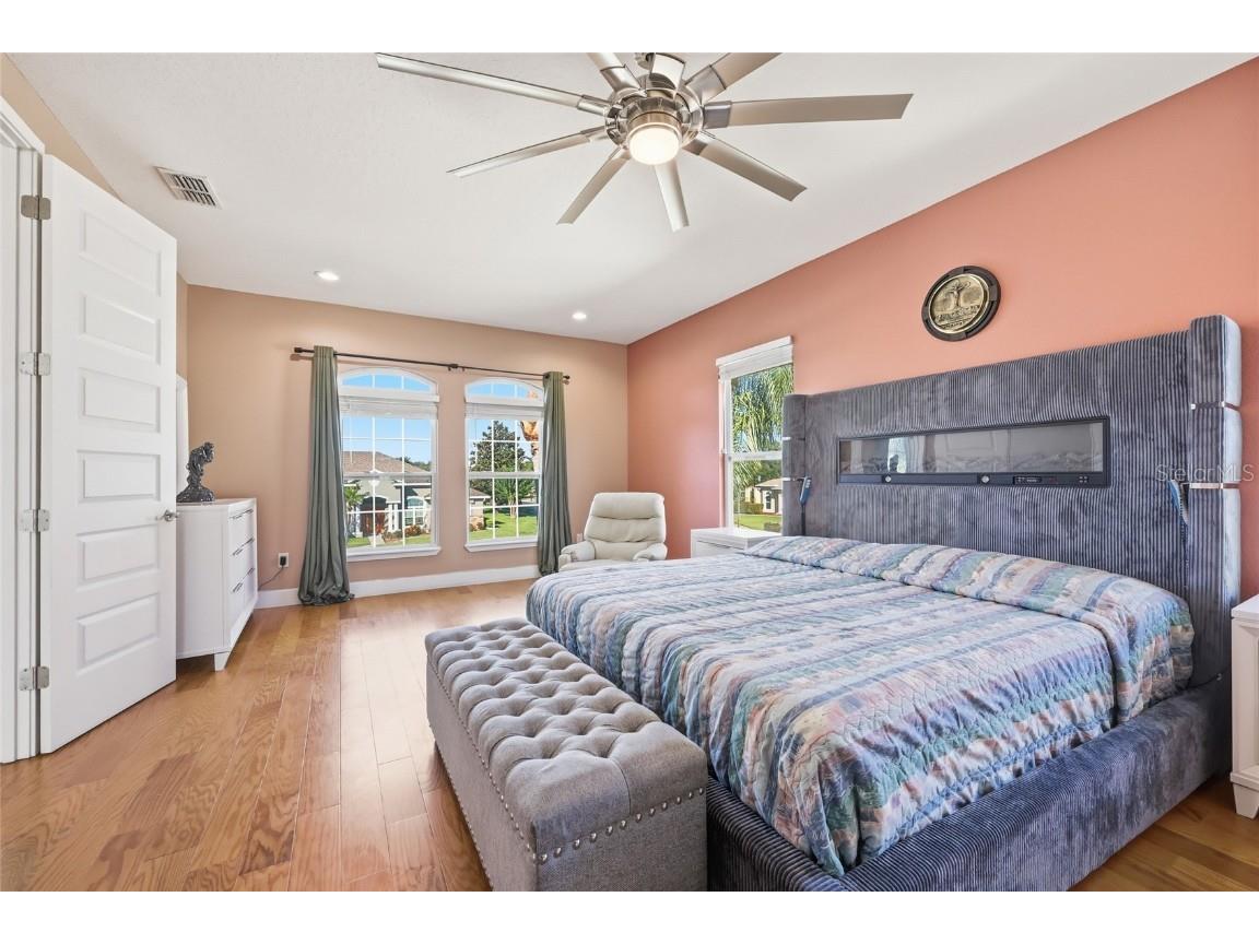 352 Radisson Place Oviedo FL 32765 O6352441 image44