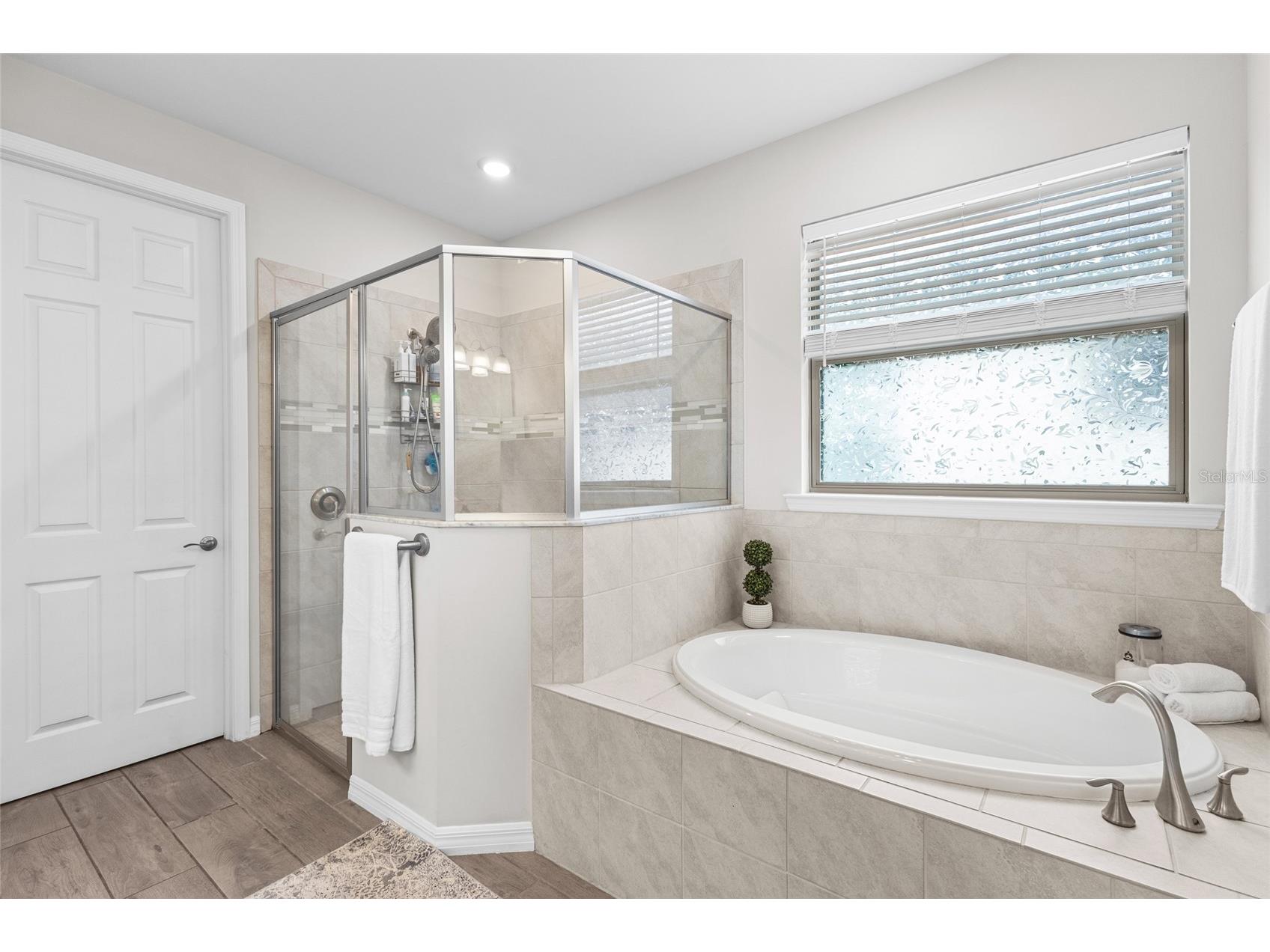 352 Toscavilla Boulevard Nokomis FL 34275 A4693526 image26