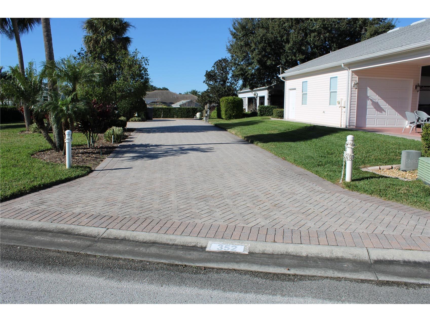 352 Travelers Drive Polk City FL 33868 L4958636 image1