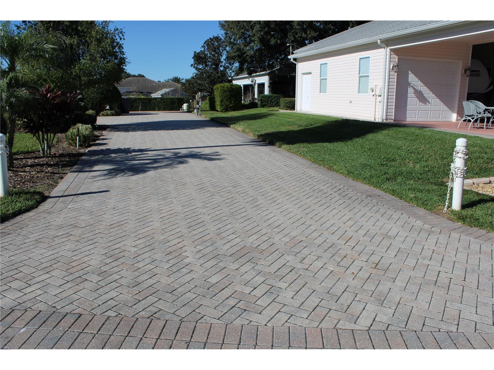 352 Travelers Drive Polk City FL 33868 L4958636 image5