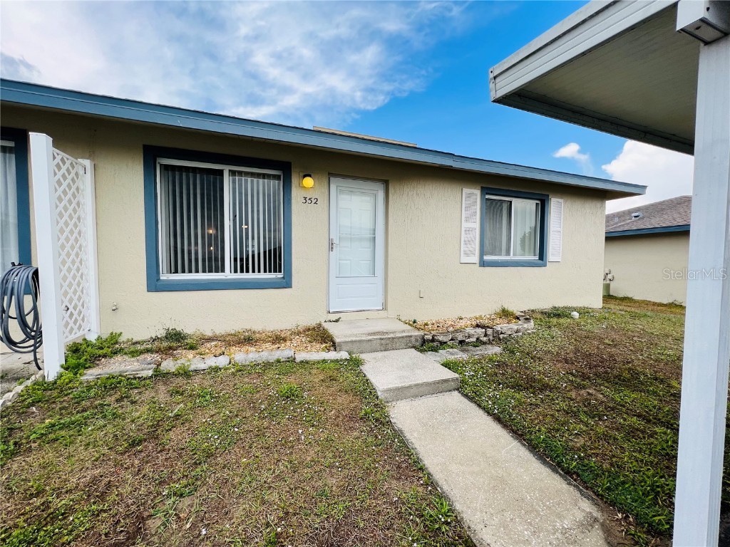 352 Winter Ridge Boulevard #352 Winter Haven FL 33881 - LAKE SMART O6167957 image1