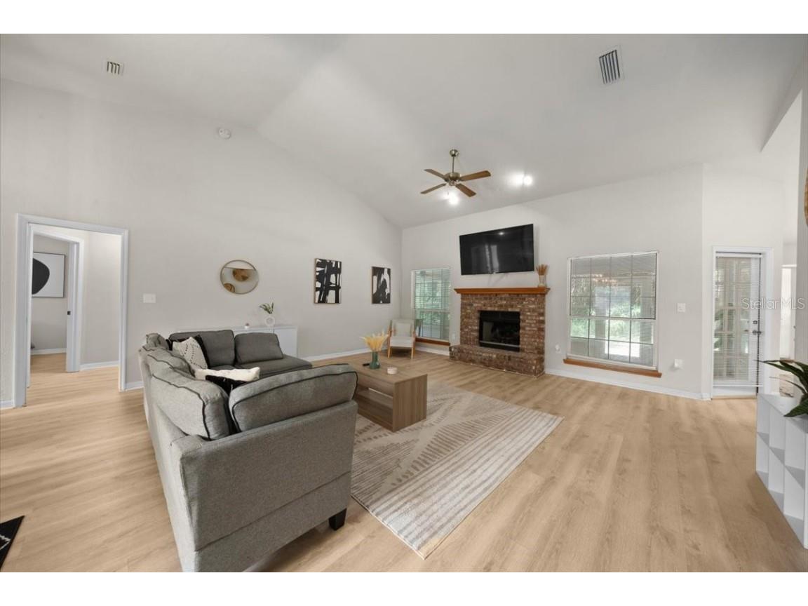 3520 NW 46th Terrace Gainesville FL 32606 OM704780 image16