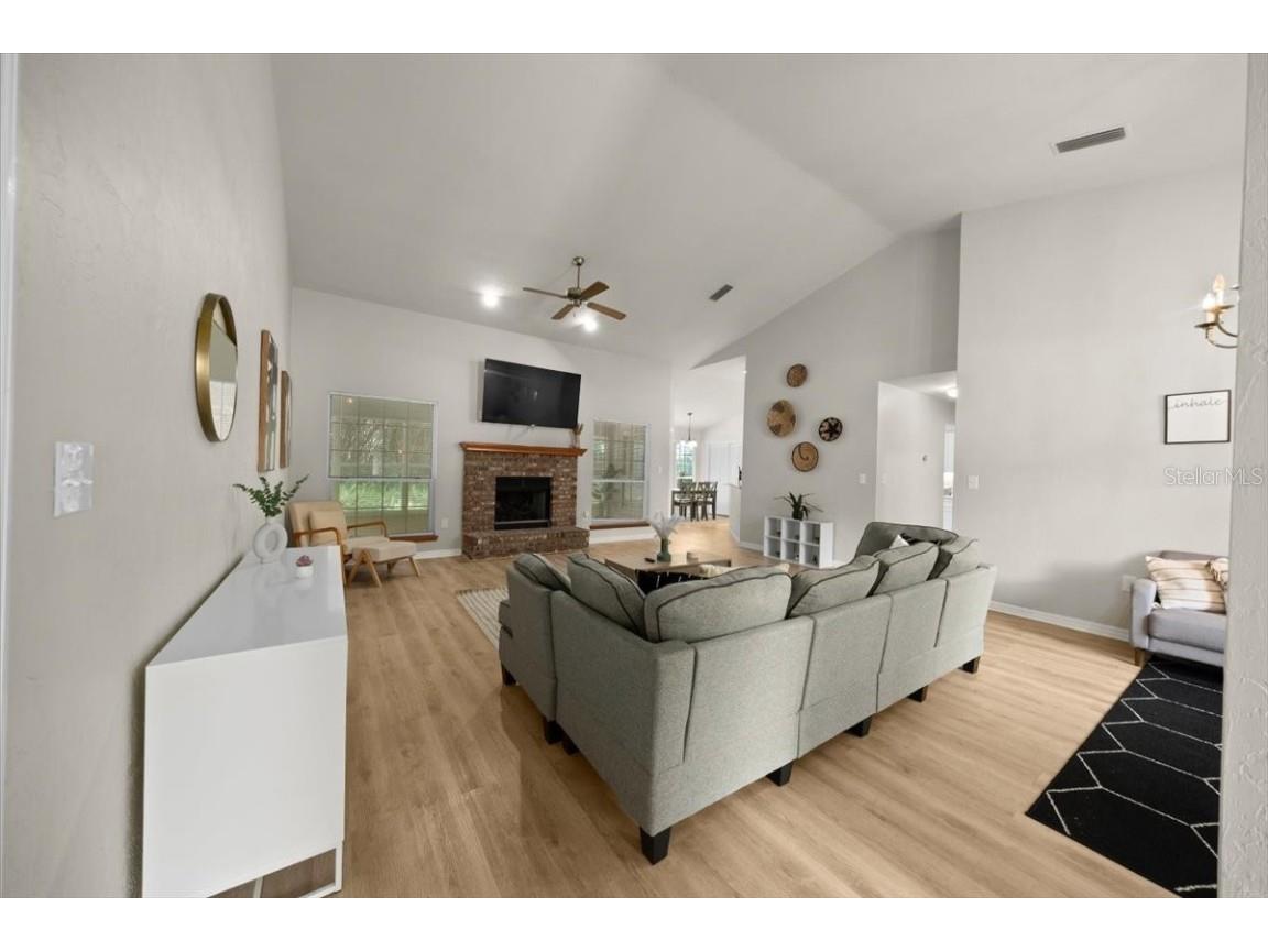 3520 NW 46th Terrace Gainesville FL 32606 OM704780 image17