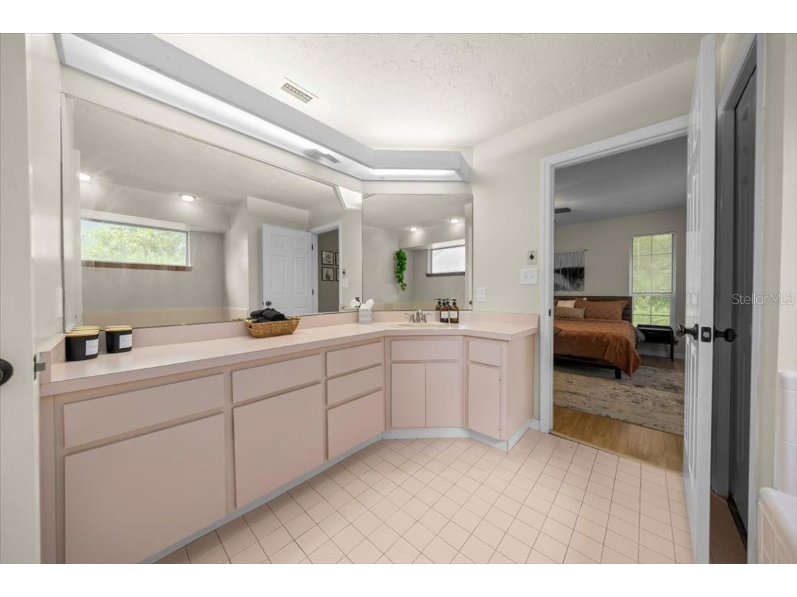 3520 NW 46th Terrace Gainesville FL 32606 OM704780 image33