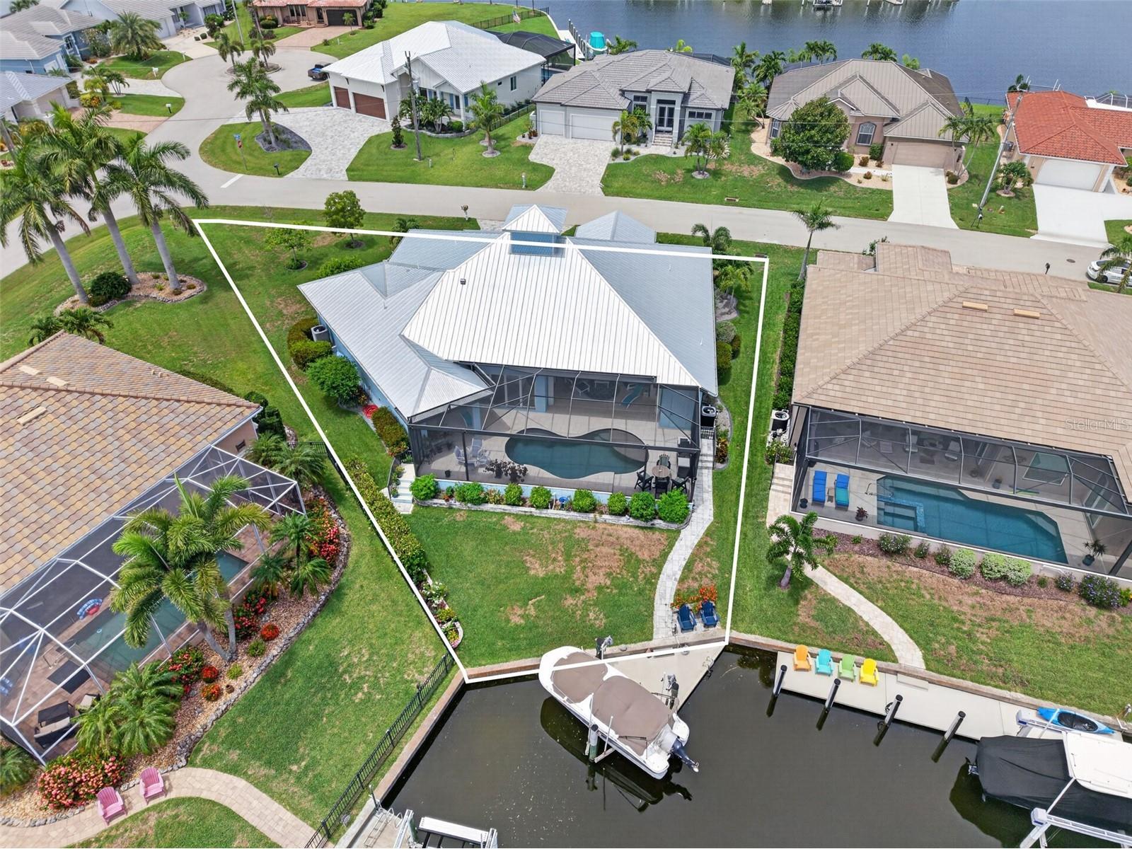 3520 Oriole Drive Punta Gorda FL 33950 C7528266 image2