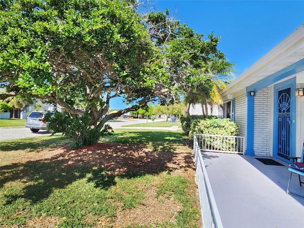 3520 Overland Drive Holiday FL 34691 TB8432018 image37