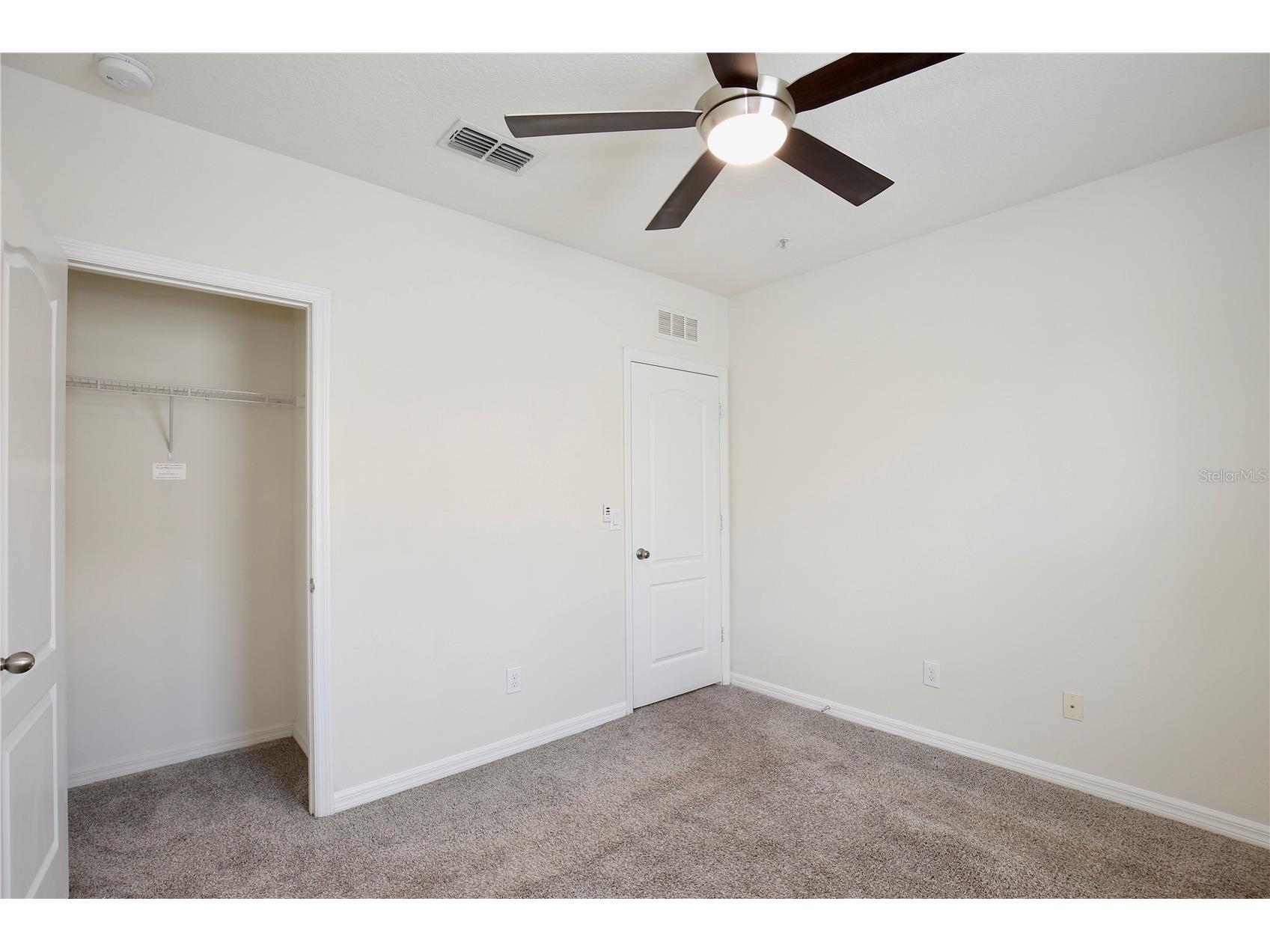 3520 Seneca Club Loop #51-102 Orlando FL 32808 O6417359 image18