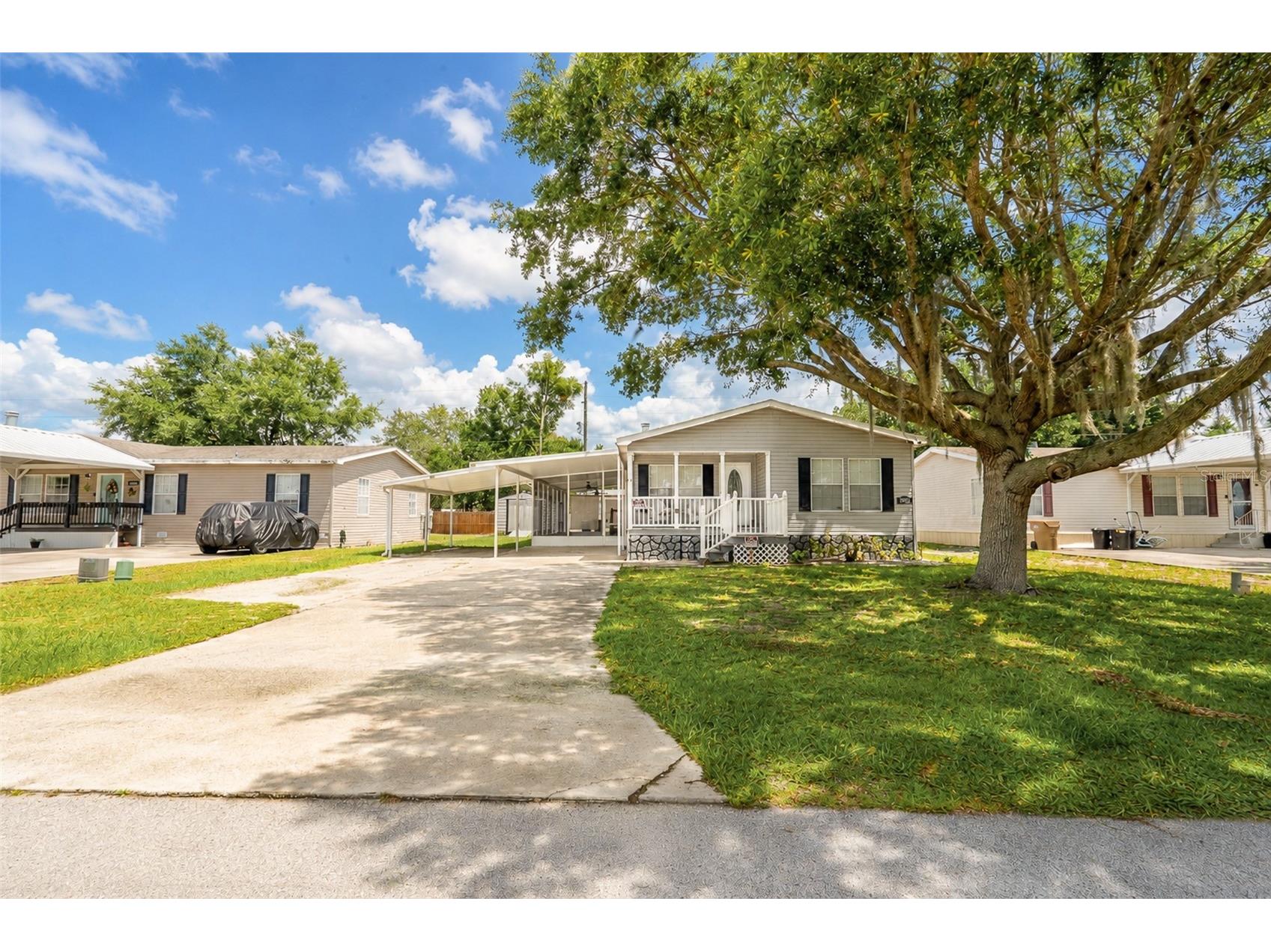 35201 Forest Lake Road Leesburg FL 34788 O6413121 image2