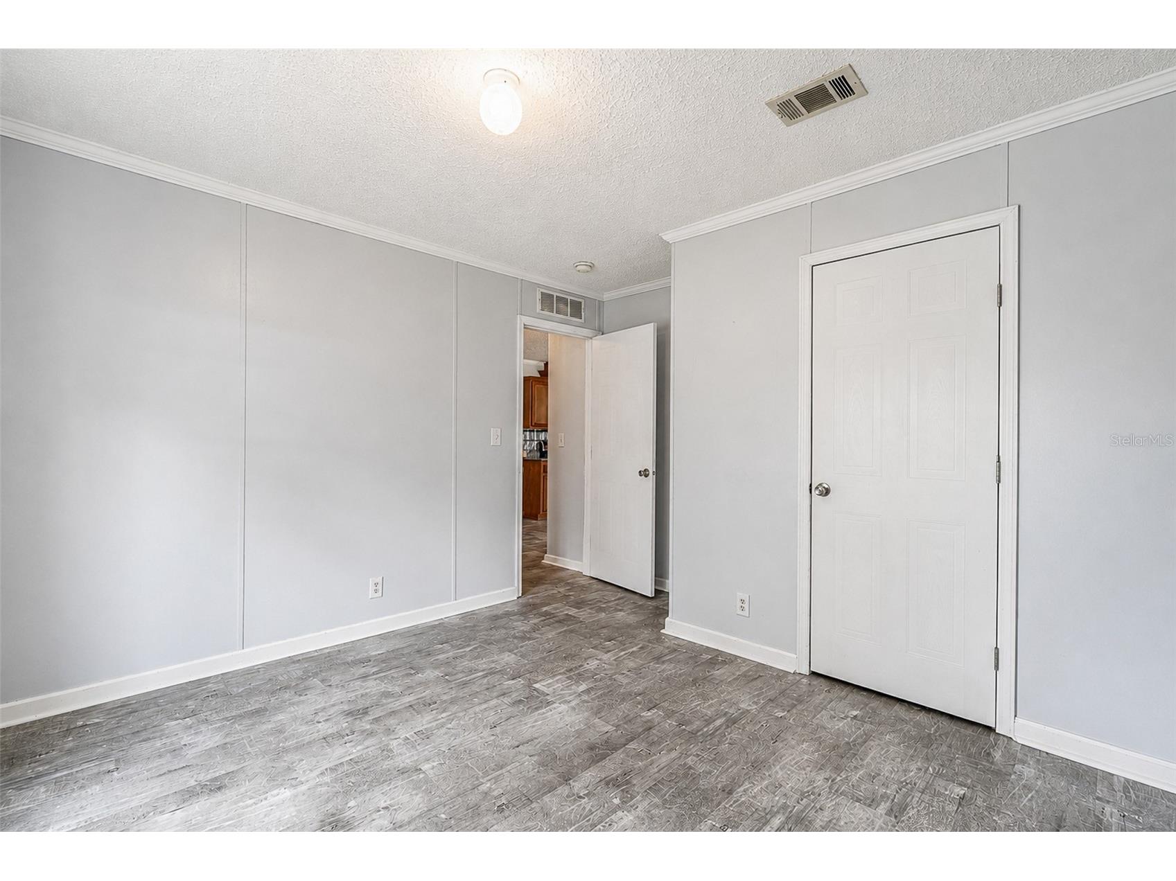 35201 Forest Lake Road Leesburg FL 34788 O6413121 image28