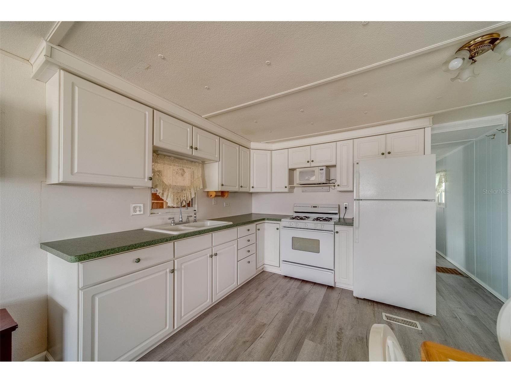 35204 Ada Avenue Zephyrhills FL 33541 TB8465048 image9