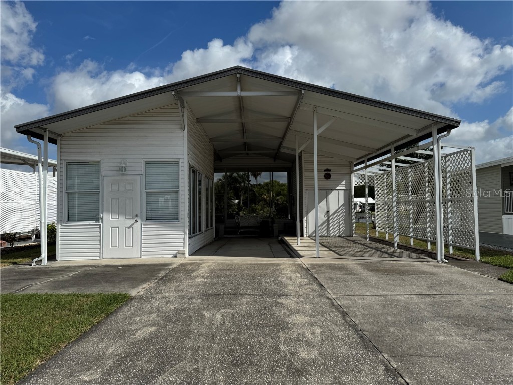 35207 Condominium Boulevard #LOT 52 Zephyrhills FL 33541 - LAKE LEHIGH TB8369864 image1