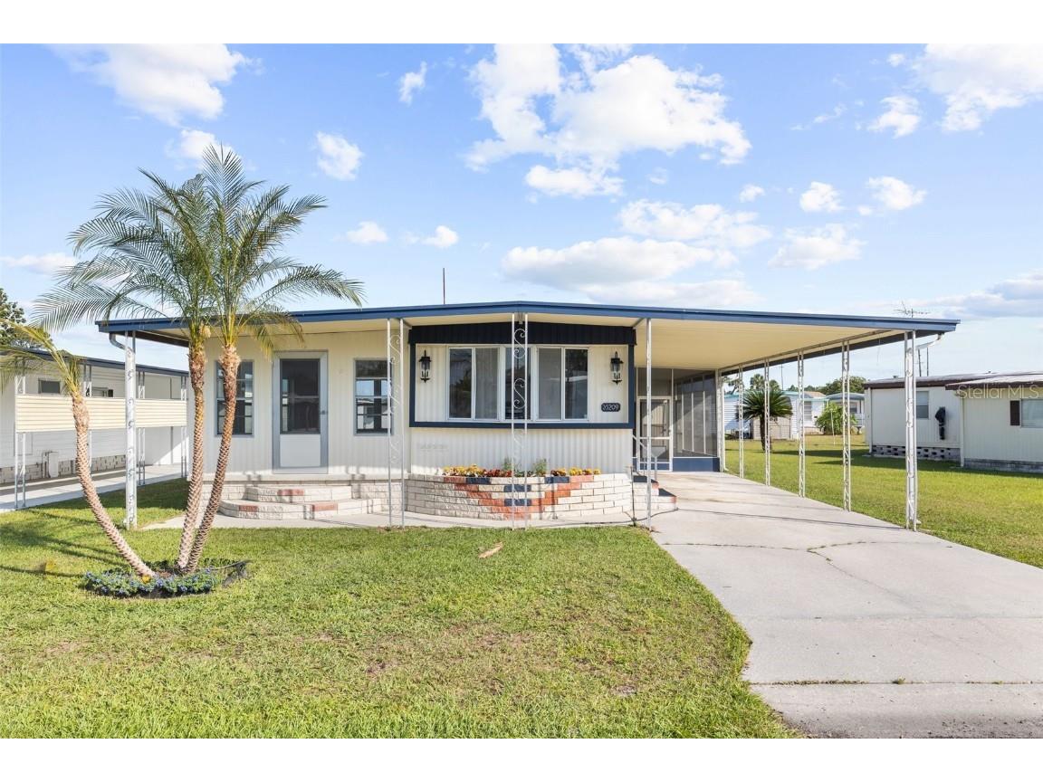 35209 Ada Avenue Zephyrhills FL 33541 TB8322336 image1