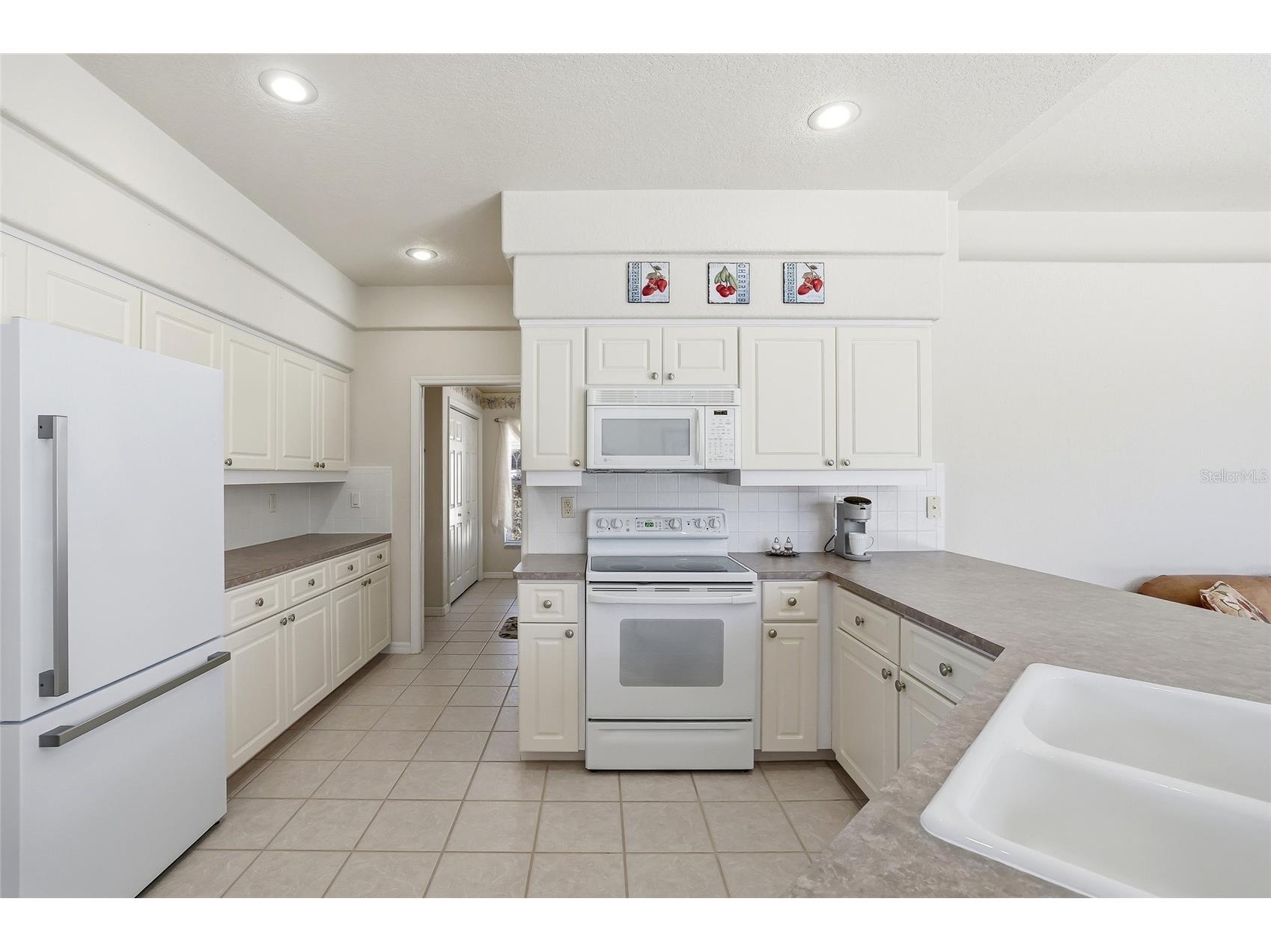 3521 Conifer Loop Spring Hill FL 34609 TB8484457 image24