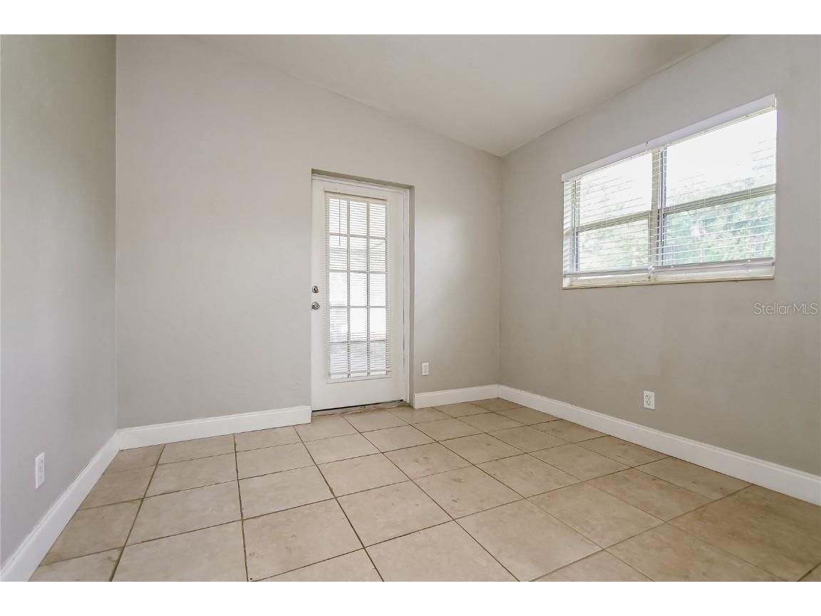 3521 Schwalbe Drive Sarasota FL 34235 TB8457213 image13